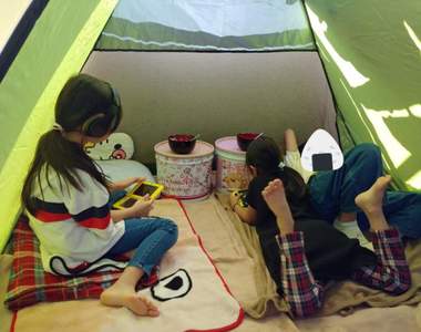 爸媽必見《收服吵鬧孩子的神器》肺炎疫情無處可去,竟然給他一個帳篷就能換來安靜!?