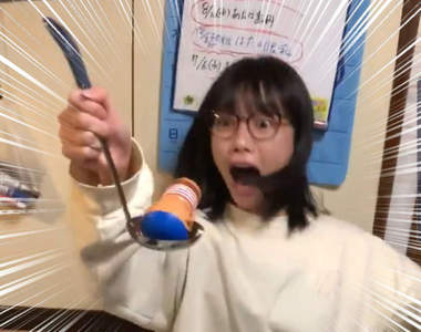 《爭奪壓歲錢的海盜桶遊戲》女偶像的激動反應意外引發推特瘋傳wwww