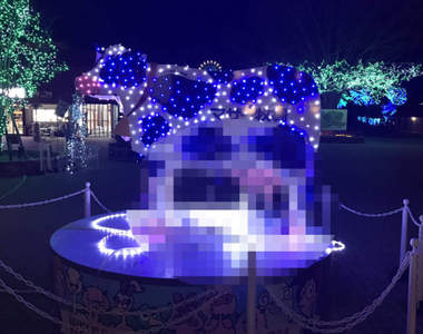 乳光四射?《牧場才有的乳牛燈飾》完全顛覆你對冬季燈飾的浪漫印象ww