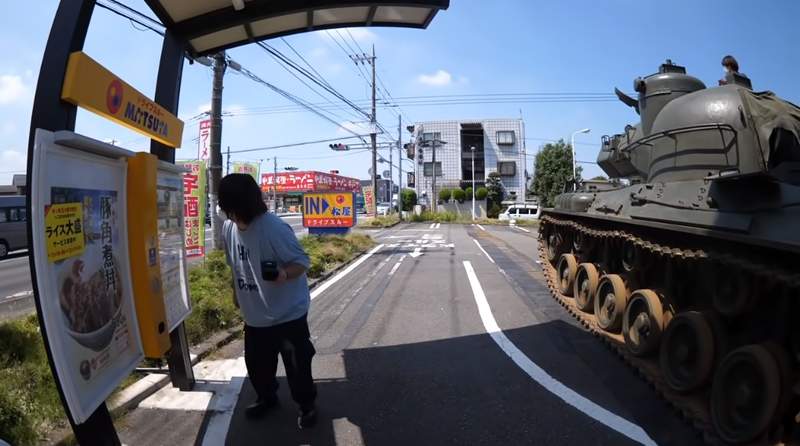 圖片4 《開戰車進得來速買牛丼》結果發現無法待在車上點餐取餐的超致命缺點ww | 宅宅新聞