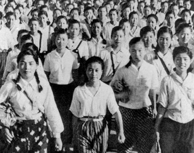 《76年後自己騙自己》老牌報社分享二戰照片出糗 驚覺竟是公司前輩造假的宣傳照