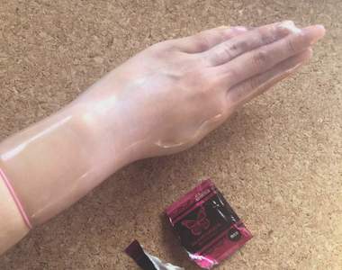 30公分鄉民注意《XL尺寸的保險套有多大》不要跟我說對你來講剛剛好喔(騙)