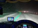 大雪也不怕《帶狀路燈》視線不良的路況下也能清楚為駕駛導向的路燈引發話題 大雪也不怕《帶狀路燈》視線不良的路況下也能清楚為駕駛導向的路燈引發話題