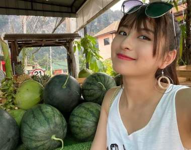 14億分之一美少女《中國新垣結衣》龍夢柔(栗子)的寫真比基尼初體驗
