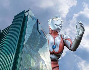 不是絕體絕命都市《超人力霸王in東京》其實只是攝影師帥氣P圖的作品，別緊張XD