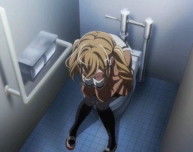 《股東建議員工蹲著上廁所》信仰蹲式馬桶的大便魔人 促進健康有助股價一飛衝天?