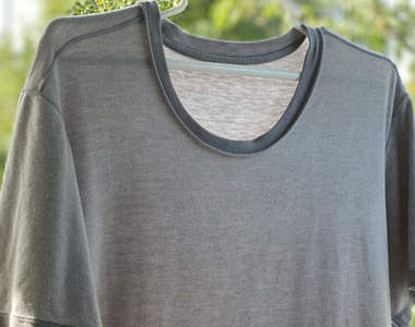 【悲報】《今年夏天特別熱的理由》翻開穿了整個夏天的T恤,真相讓人超傻眼ww