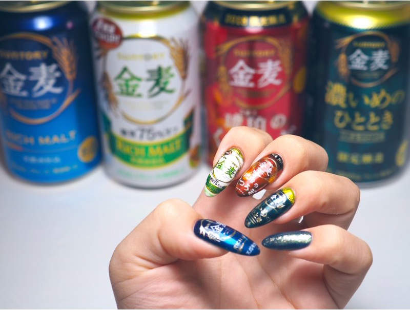 圖片5 《指尖上的啤酒瓶》超強美甲師手繪完全再現大家熟悉的酒瓶商標 | 宅宅新聞
