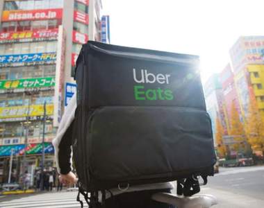 《天氣冷就是要叫外送》冷到連被窩都捨不得離開的天氣，更有感外送的偉大...