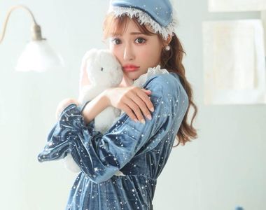 《明日花綺羅AV女優正式畢業》最新寫真看一波，聽說這是她本人目前最滿意的性感體態❤