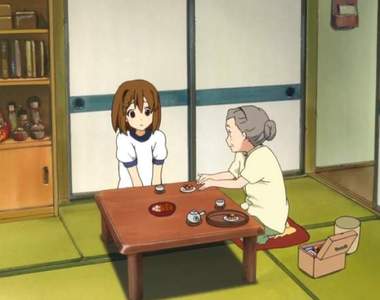 日本網友票選《阿嬤家最常出現的定番零食》那屬於阿嬤家的味道會是哪款零食呢？