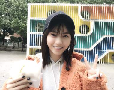 最美的電影少女《西野七瀬》天冷就該加件毛衣暖一下寫真特輯