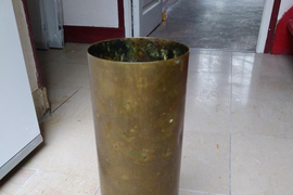 《老家裡的戰爭遺物》一直以為是傘架的金屬筒,真相竟然是彈藥筒!? 《老家裡的戰爭遺物》一直以為是傘架的金屬筒,真相竟然是彈藥筒!?