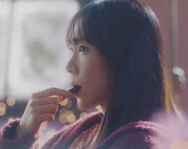 【有片】新垣結衣《明治 Melty Kiss廣告十周年》女神越來越年輕這肯定是神力