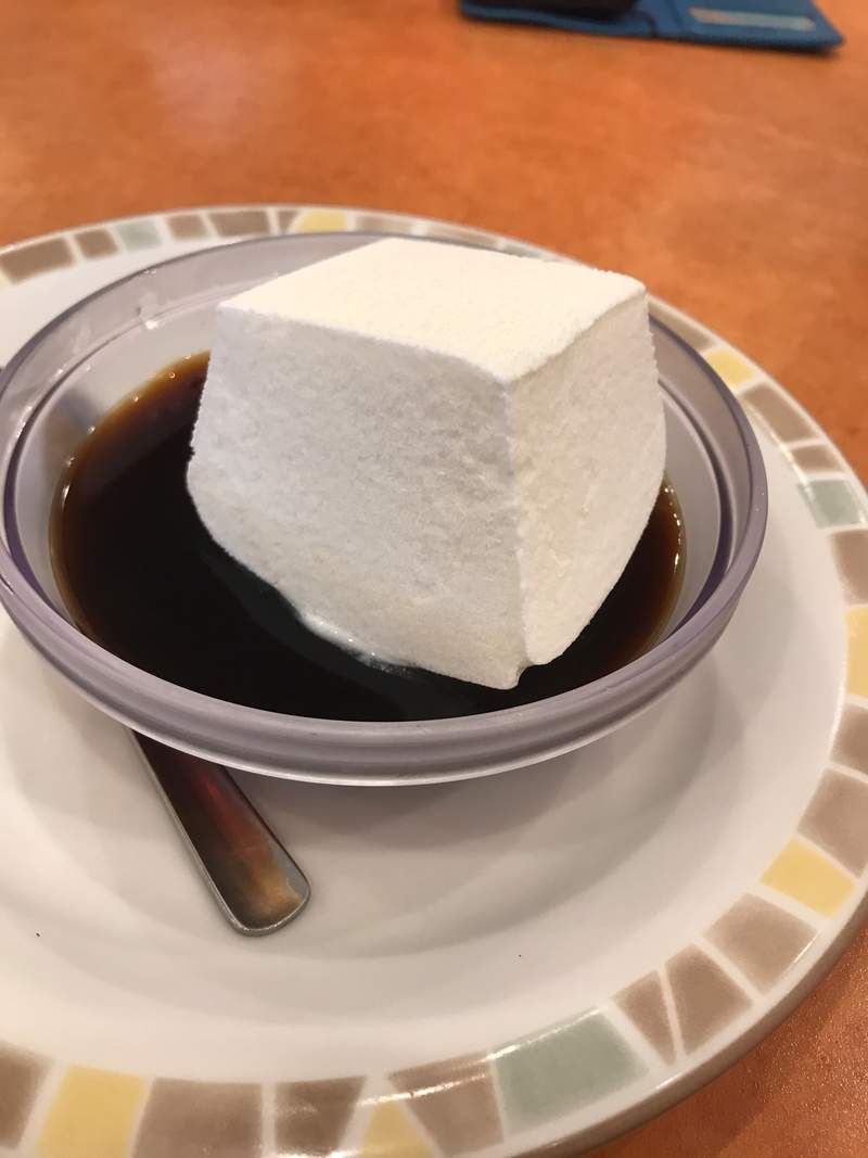 圖片4 又見菜單照騙?薩莉亞的《義式冰淇淋咖啡凍》上桌實物讓人誤以為點到豆腐www | 宅宅新聞