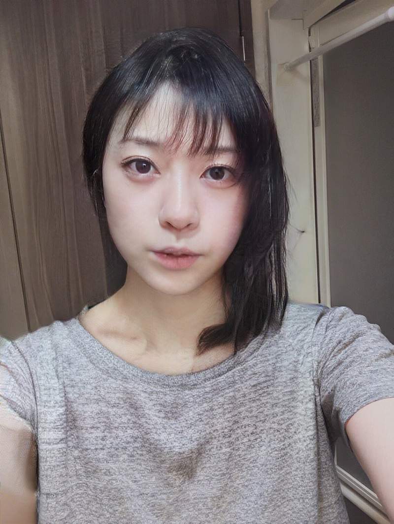 圖片9 繪師《岸田梅爾》瘋玩性轉app結果變身超可愛短髮正妹,粉絲人數還增加ww | 宅宅新聞