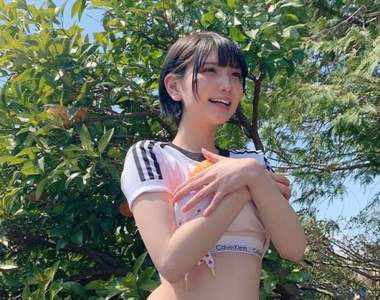 2.5次元偶像《あまつ様》死庫水+性感網襪的夏日寫真特輯