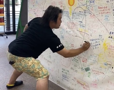 《炎上系Youtuber再炎上》塗鴉首里城重建祈福簽名板 怪罪人家為什麼要借筆給他