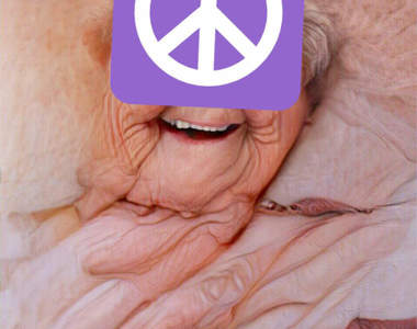 日本網友自創《FaceApp新玩法》用這方法拍出有如肉塊怪物般的畫面...