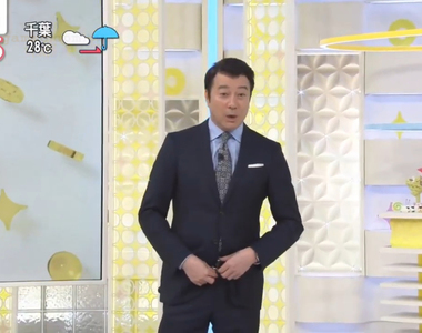 《上直播節目忘了拉拉鍊》加藤浩次被觀眾提醒才驚覺 辯稱為了通風打開社會之窗