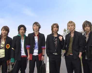 《刻板的不良裝扮絕種了》時下高中生穿起制服超整齊 亂改制服退流行或是另有原因?