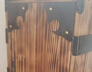 超強老爸自製《禰豆子箱》不只外觀完全再現，打開竟然連漫畫收納功能都具備？！