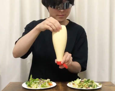 ARuFa流《華麗閃躲掉子彈的美乃滋》吃沙拉時這是很好用的一招