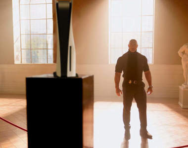 《網友假裝自己擁有PS5的方式》只要有心跟兩張A4紙，你也可以擁有一台新主機