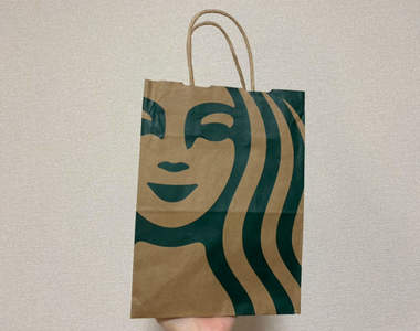 《星巴克紙袋之恐怖事件簿》靈異照片等級的恐怖構圖意外笑翻38萬推民wwww