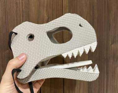 《用巧拼製作恐龍面具》百元商品就可以玩出的趣味創作