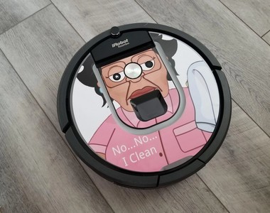 《各種暴走的掃地機器人》為什麼晚上放著隔天一早，地板變得更加髒亂了呢