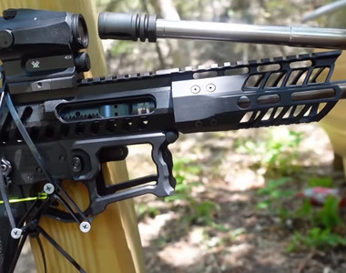 【有片】自製《古靈精怪槍》網友實驗步槍子彈是否真的可以往後射