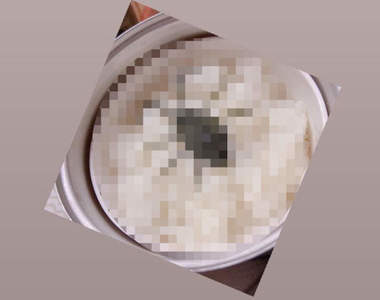 《老婆的惡作劇便當》明明是要嚇老公的蟲便當，卻被老公解讀成可愛角色？