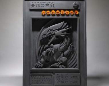 混泥土藝術創作《青眼白龍卡牌石像》VASE BY SU 超精細製作還能當作花器展示