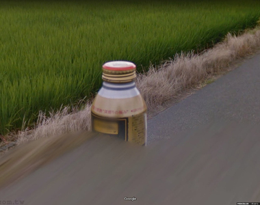 《Google街景漂浮咖啡事件》是不小心還是遭到惡作劇?日本網友擔心駕駛被上司罵慘了