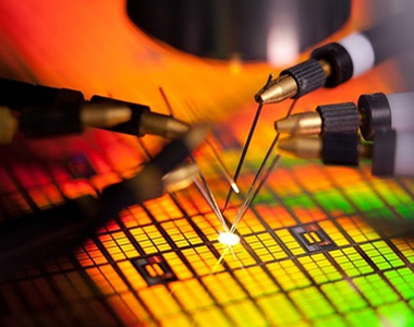 DIY一顆純手工《CPU》?神不過如此!媽媽問我為什麼跪著看電腦,請收下我的膝蓋吧!