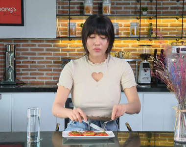 宅宅小廚房《番茄佐料煎蛋》影片教學多個特寫鏡頭讓你重點不漏接