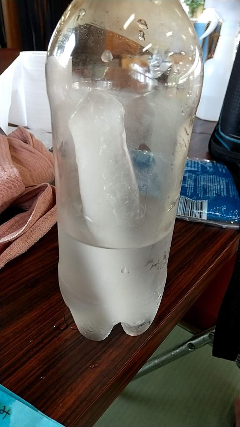 圖片7 寒流襲日《陽台長出男根冰柱》原來這就是所謂大自然的奇蹟啊ww | 宅宅新聞