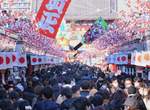 《淺草新年參拜人潮的真相》日本議員分享的擁擠人潮,被網友踢爆根本是誤導!? 《淺草新年參拜人潮的真相》日本議員分享的擁擠人潮,被網友踢爆根本是誤導!?