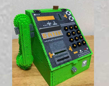 網友製作《拼豆公共電話》需要一萬粒以上才能做出來的藝術品