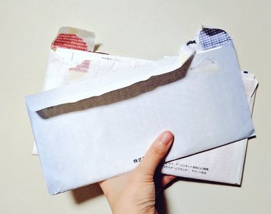 《不擅長拆信的人們》信封總是撕得破破爛爛像狗啃 難道就不能改良一下嗎?