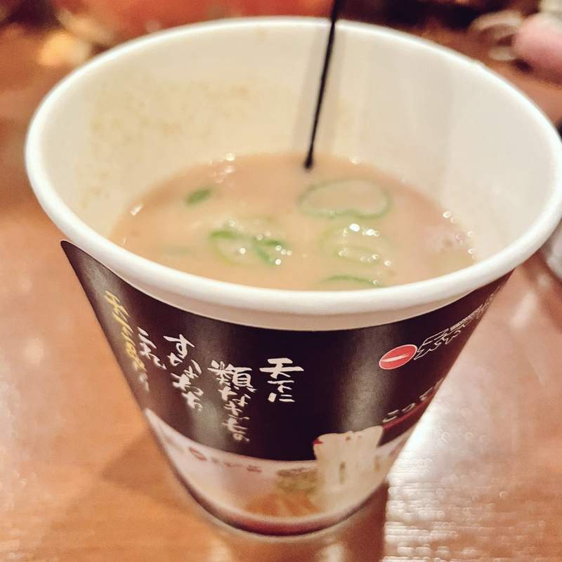 圖片8 日本連鎖拉麵店《天下一品新推拉麵杯湯》讓你像喝咖啡一樣隨時能喝到名店拉麵湯 | 宅宅新聞