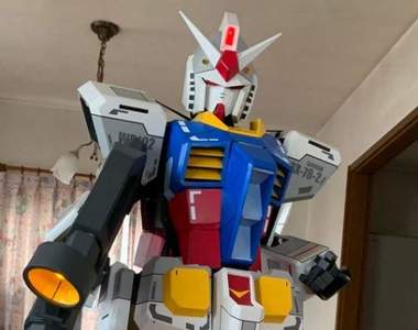 強者製作《DIY機動戰士鋼彈裝扮》完成度高細節滿滿這個功力真的很強