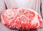 鮮美肉塊《松阪牛抱枕》抱著它睡覺流口水好像是最奢侈的享受 鮮美肉塊《松阪牛抱枕》抱著它睡覺流口水好像是最奢侈的享受