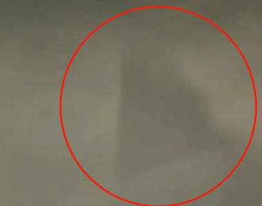 美國《UFO報告》那些飄在天空上的不明飛行物體真的是外星人嗎?