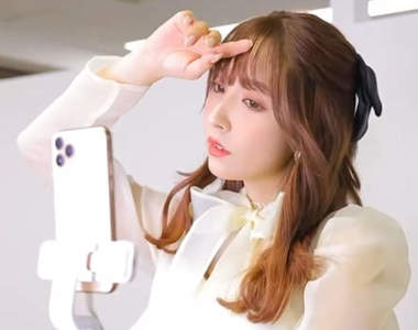 【有片】三上悠亞教你《抖音怎麼拍》正妹也是要經過不斷的NG才成功