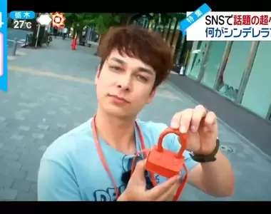 《日本迷你包流行大調查》這麼小究竟可以裝什麼？外型可愛裝不下任何東西也開心