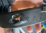 擋下一槍!玩家頭戴《Razer》電競耳機,擋下窗外飛來的流彈,險些與世隔絕! 擋下一槍!玩家頭戴《Razer》電競耳機,擋下窗外飛來的流彈,險些與世隔絕!
