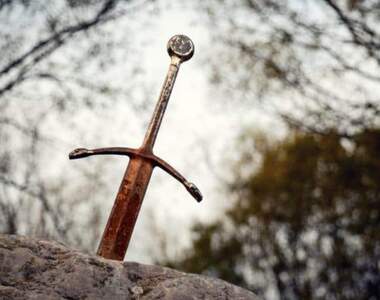 女孩不知道的事《男生都在筆記本上畫過帥帥的劍》小學生時的我覺得這是最酷的事情