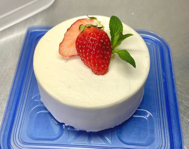 《被譽為天才的蛋糕保存法》料理研究家教你保鮮盒倒著放 網友驚呼這麼簡單卻從來沒想過